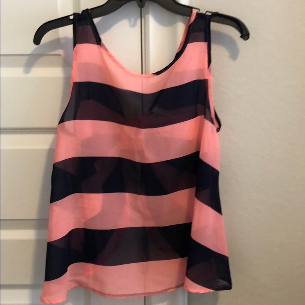 Swing Top with fun back